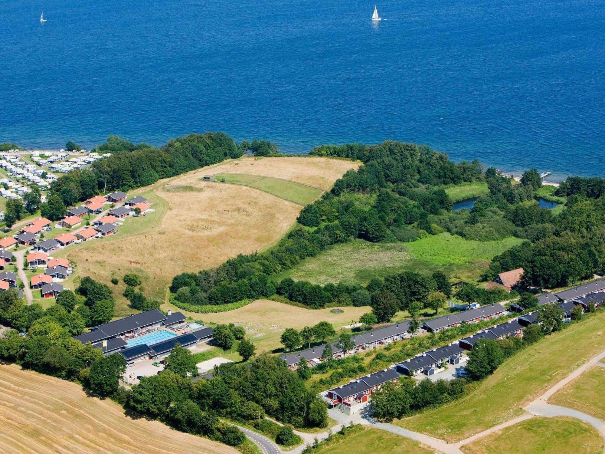 5 Person Holiday Home On A Holiday Park In Aabenraa Exteriör bild