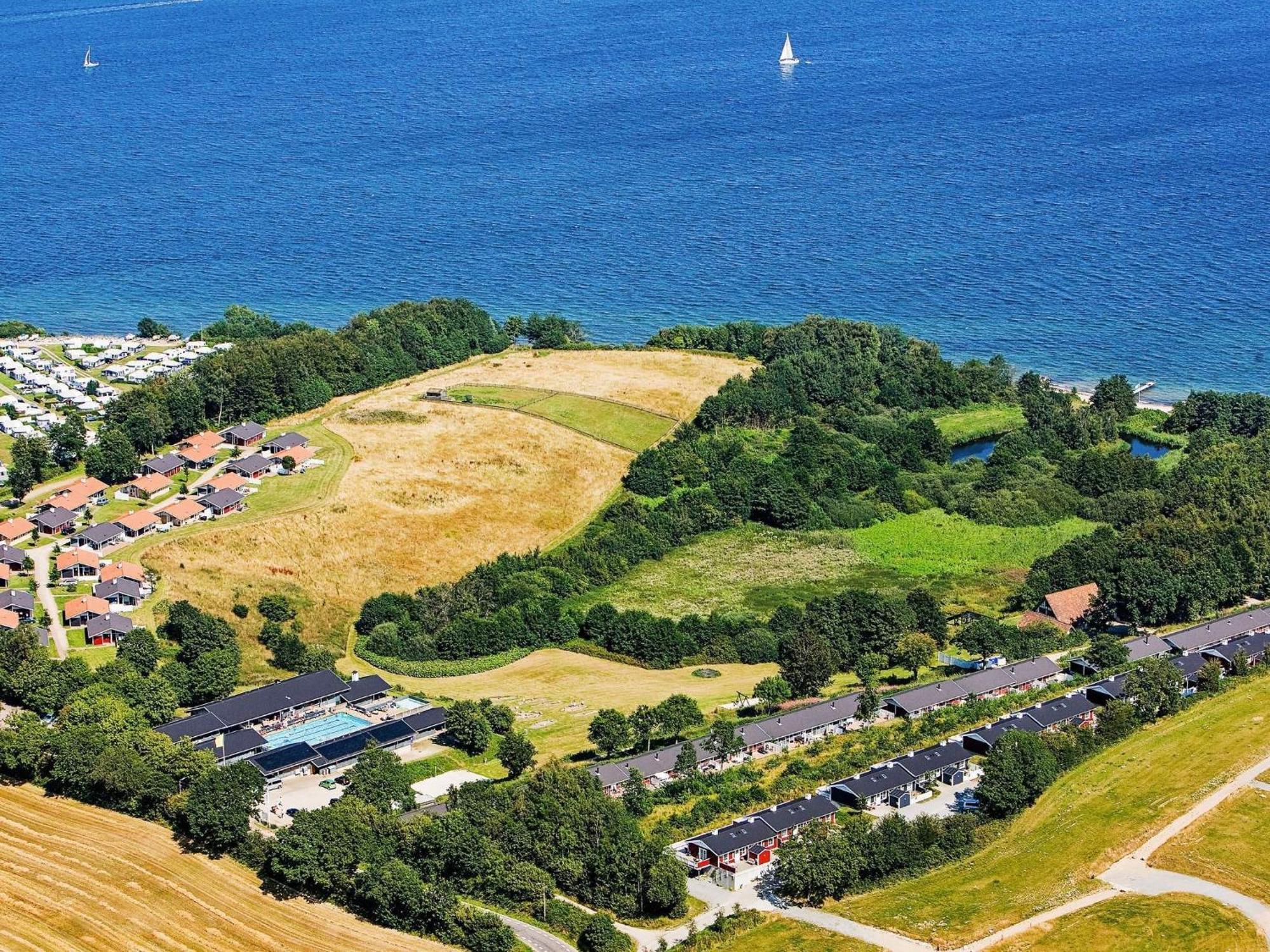 5 Person Holiday Home On A Holiday Park In Aabenraa Exteriör bild