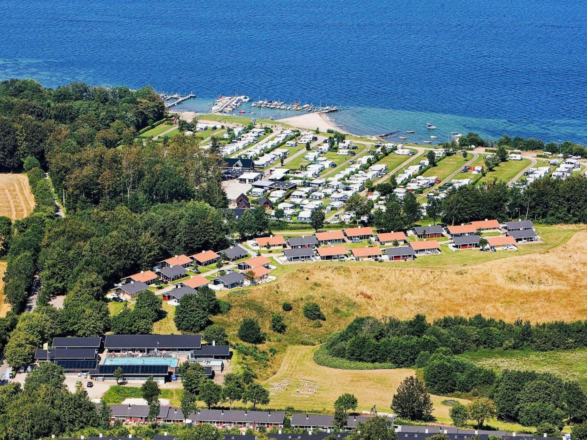 5 Person Holiday Home On A Holiday Park In Aabenraa Exteriör bild