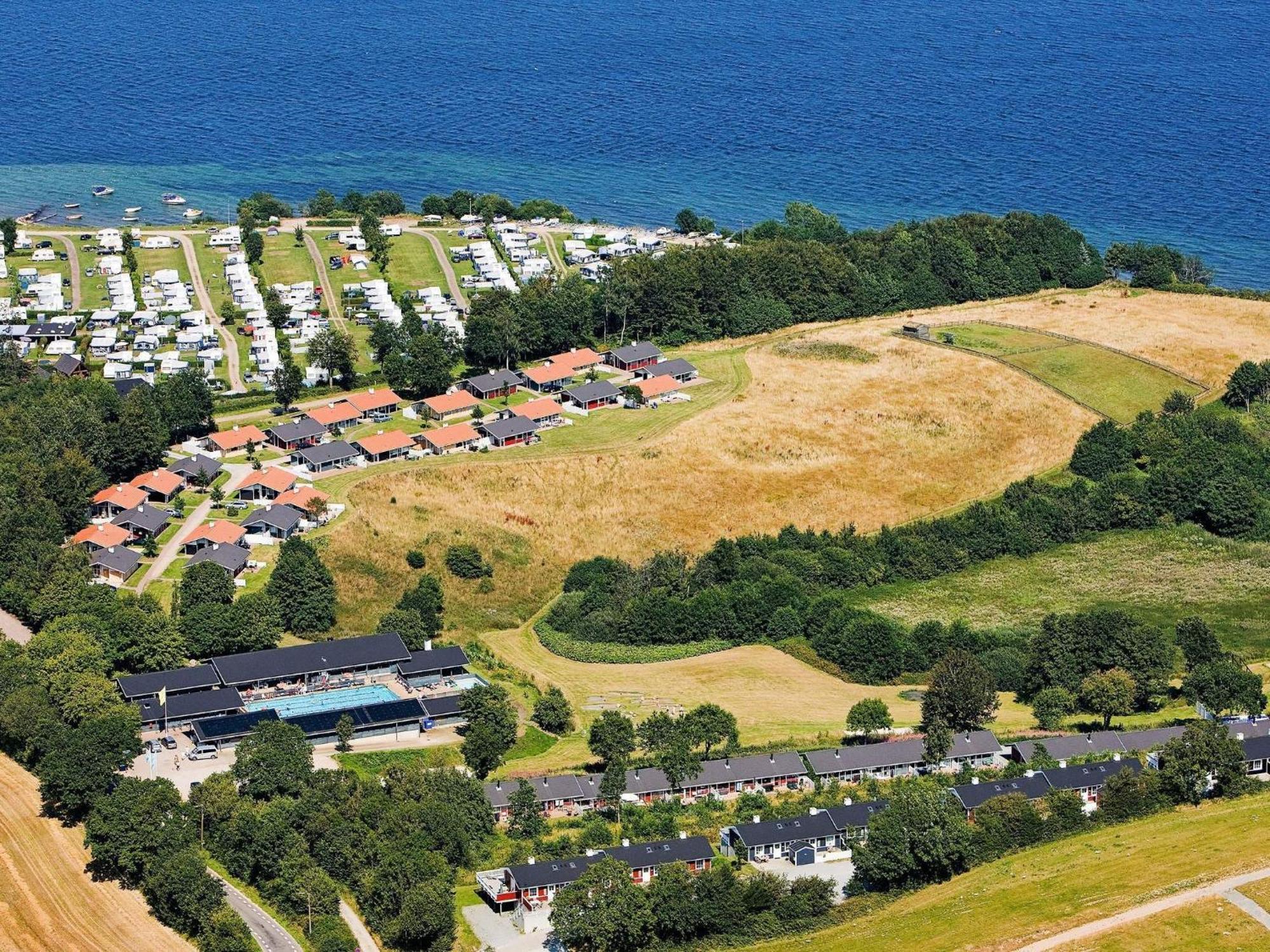 5 Person Holiday Home On A Holiday Park In Aabenraa Exteriör bild